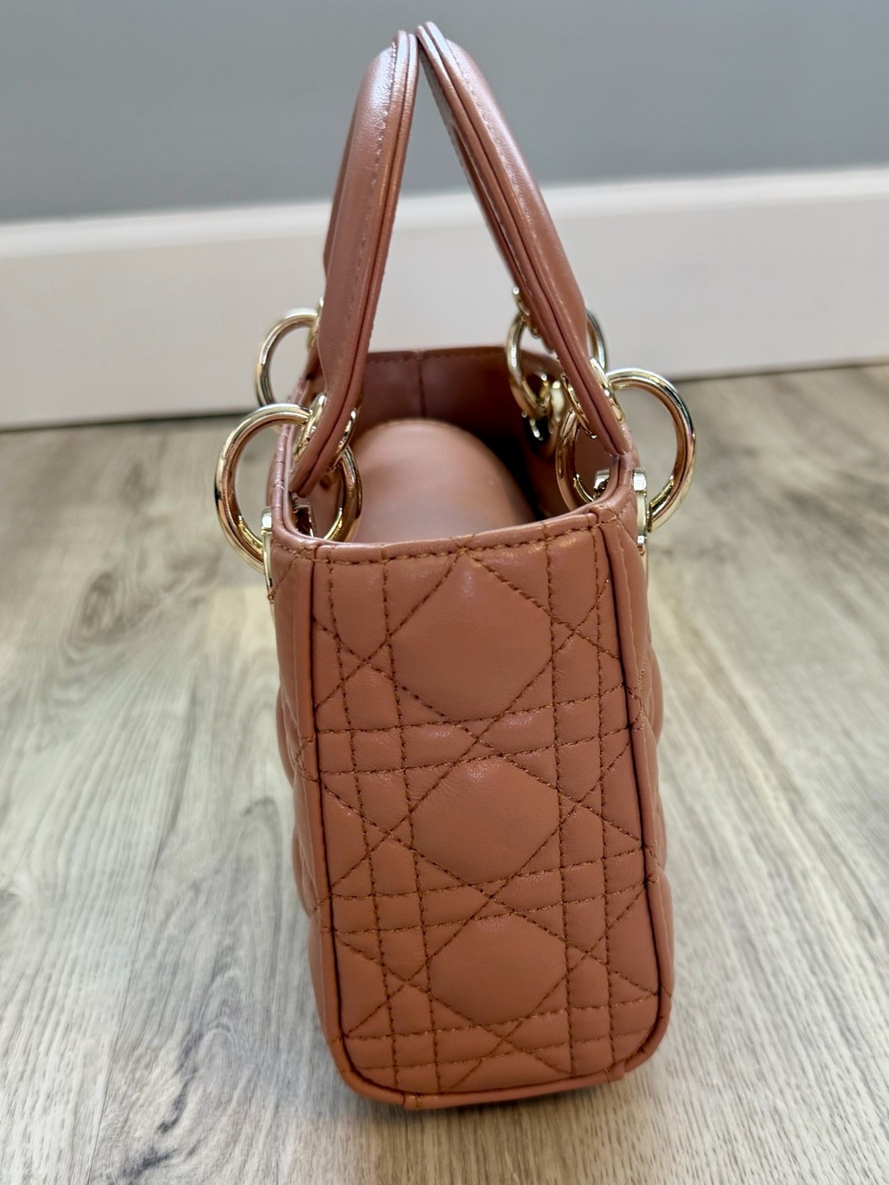 Lady Inspo - Mini Quilted Top-Handle Tote Bag in Blush / Tan with Gold Hardware - Picture 3 of 8